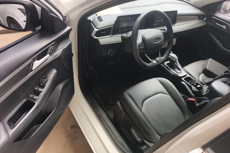 Used Ford Escort 2021 1.5L Automatic Diamond Edition Driver Seat