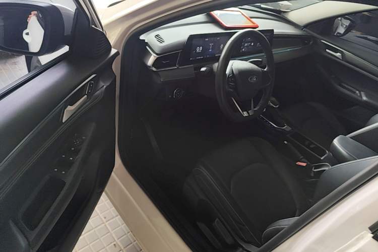 Used Ford Escort 2021 1.5L Automatic Diamond Edition Driver Seat