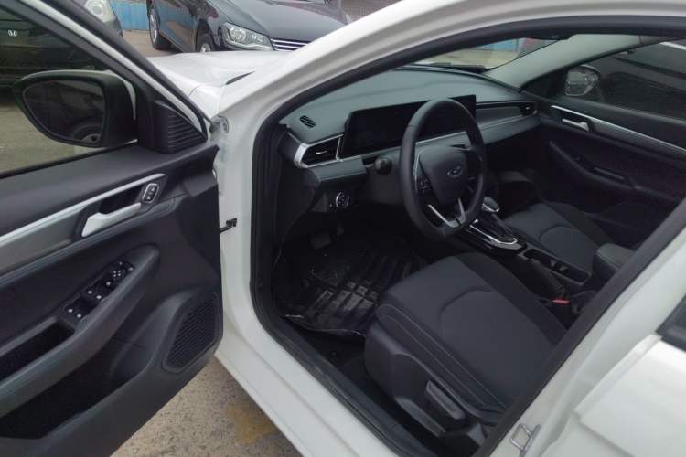 Used Ford Escort 2021 1.5L Automatic Gold Edition Driver Seat