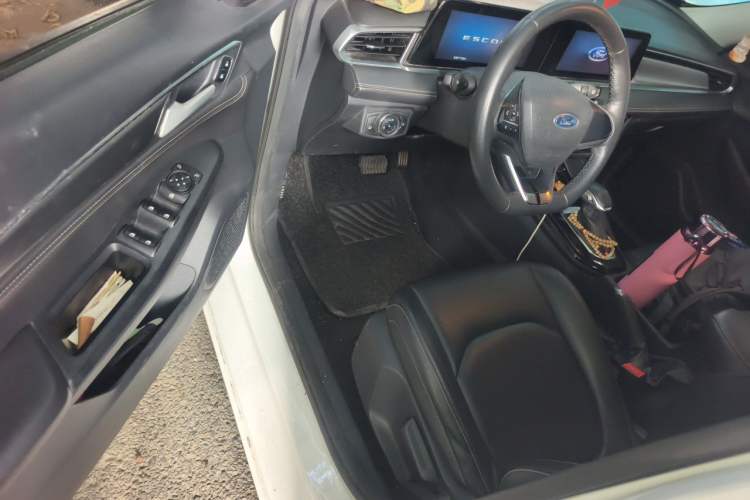 Used Ford Escort 2021 1.5L Automatic Platinum Edition Driver Seat