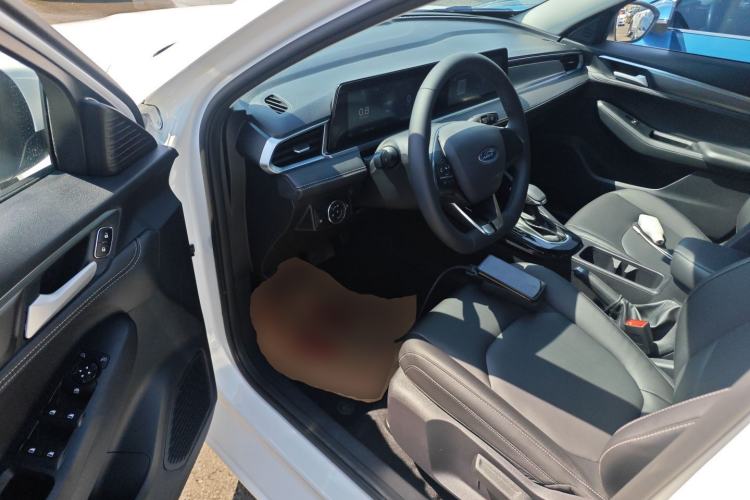 Used Ford Escort 2021 1.5L Automatic Diamond Edition Driver Seat