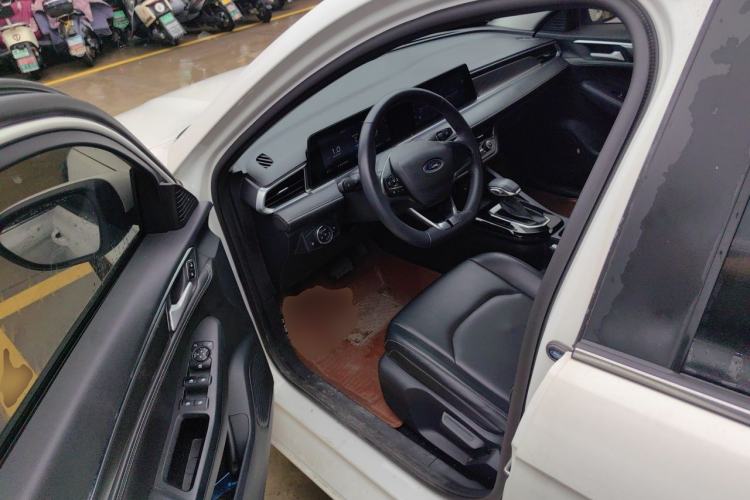 Used Ford Escort 2021 1.5L Automatic Diamond Edition Driver Seat