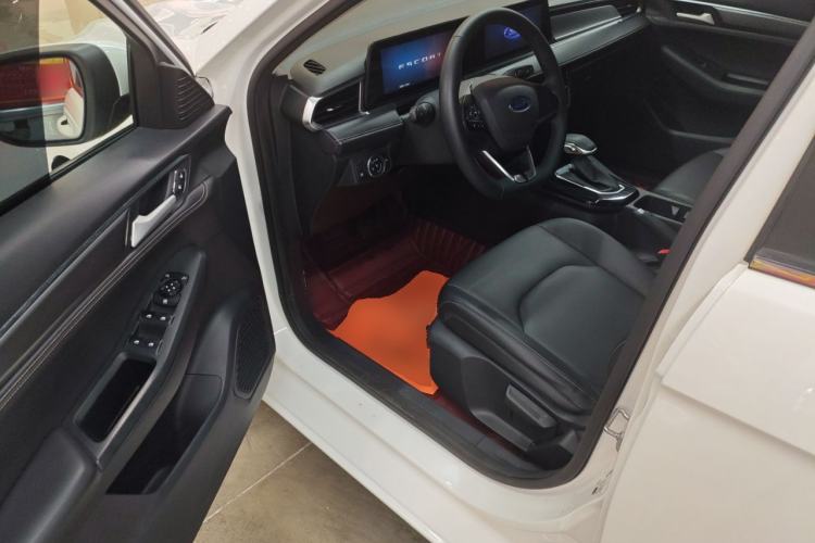Used Ford Escort 2021 1.5L Automatic Diamond Edition Driver Seat