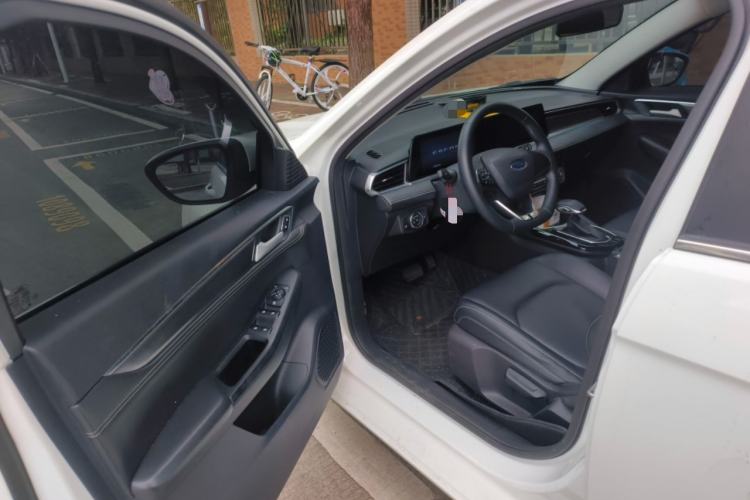 Used Ford Escort 2021 1.5L Automatic Diamond Edition Driver Seat