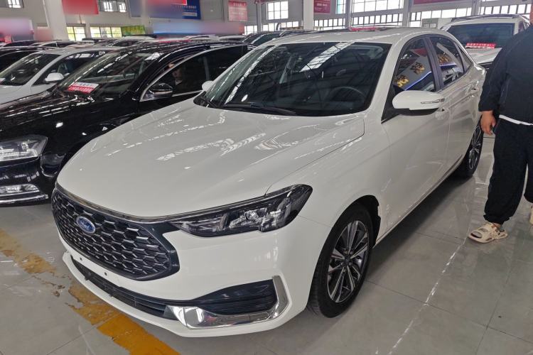 Used Ford Escort 2021 1.5L Automatic Diamond Edition Guazi used car, China used car export, Used car for sale, Used cars, Cheapest cars for sale