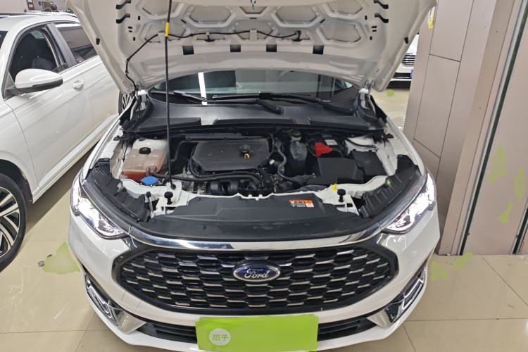 Used Ford Escort 2021 1.5L Automatic Platinum Edition Engine Bay