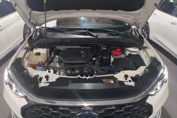 Used Ford Escort 2021 1.5L Automatic Glory Edition Engine Bay