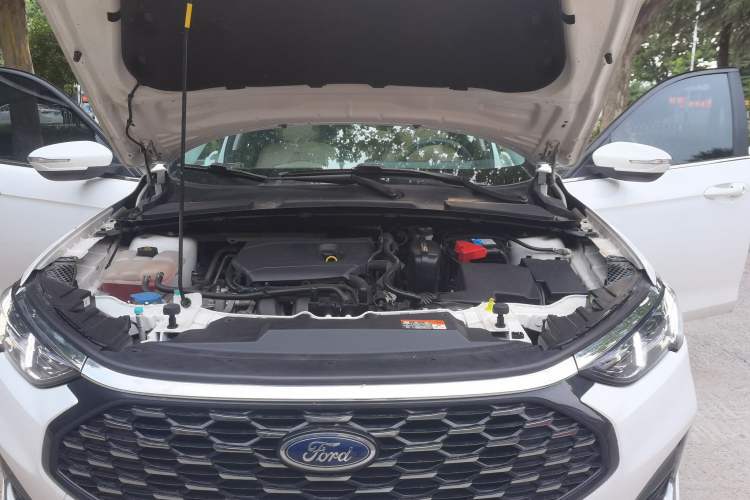 Used Ford Escort 2021 1.5L Automatic Diamond Edition Engine Bay
