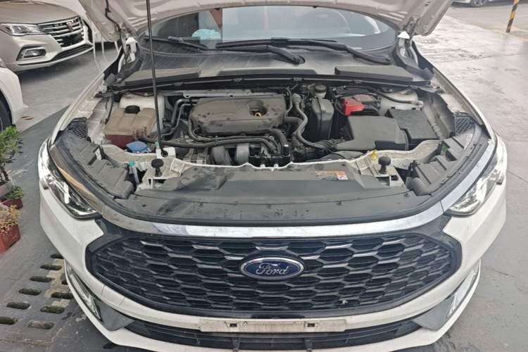 Used Ford Escort 2021 1.5L Automatic Diamond Edition Engine Bay