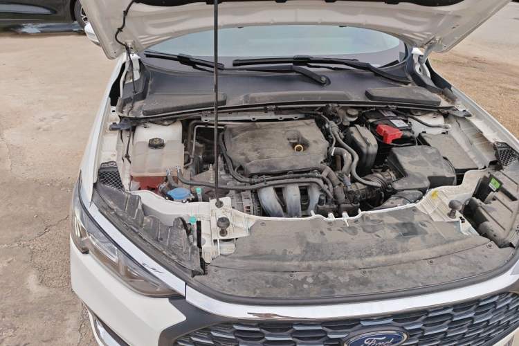Used Ford Escort 2021 1.5L Automatic Diamond Edition Engine Bay Right