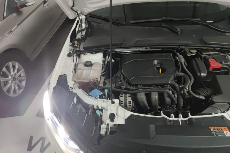 Used Ford Escort 2021 1.5L Automatic Diamond Edition Engine Bay Right