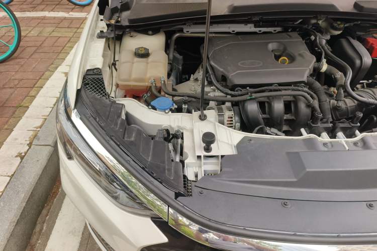 Used Ford Escort 2021 1.5L Automatic Diamond Edition Engine Bay Right