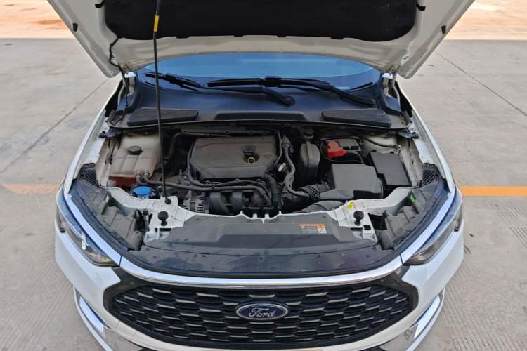 Used Ford Escort 2021 1.5L Automatic Diamond Edition Engine Bay