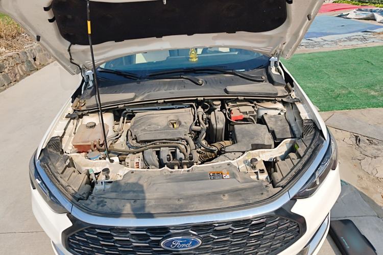 Used Ford Escort 2021 1.5L Automatic Diamond Edition Engine Bay