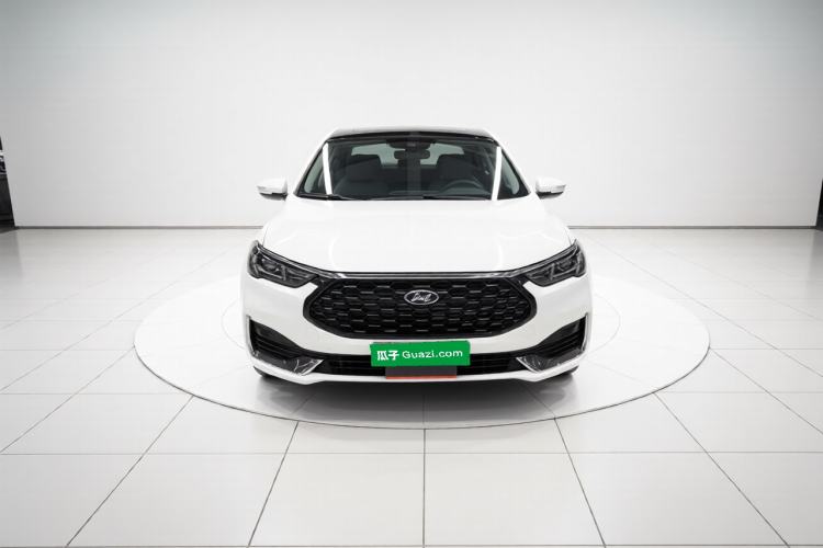 Used Ford Escort 2021 1.5L Automatic Diamond Edition Exterior 1