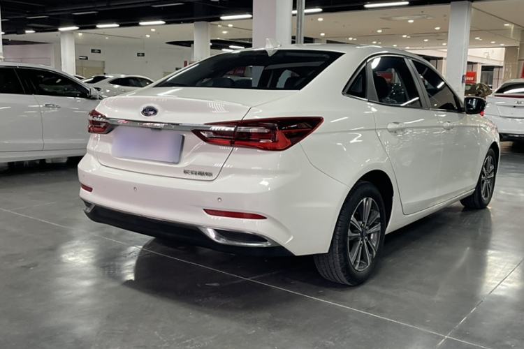 Used Ford Escort 2021 1.5L Automatic Diamond Edition Exterior 1
