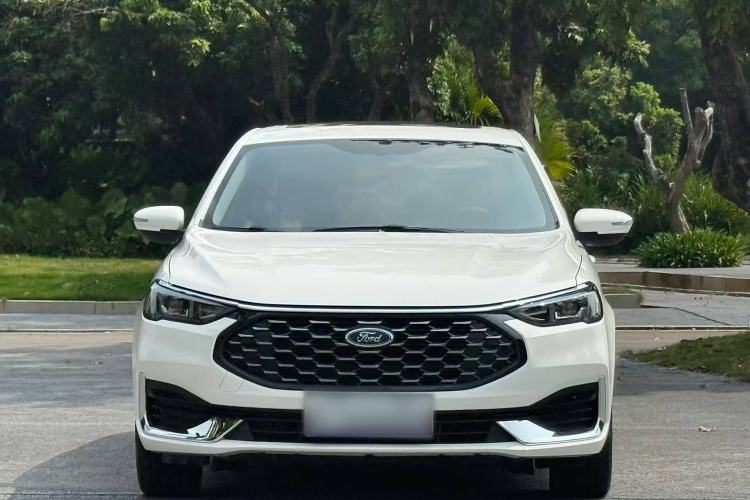 Used Ford Escort 2021 1.5L Automatic Diamond Edition Exterior 1