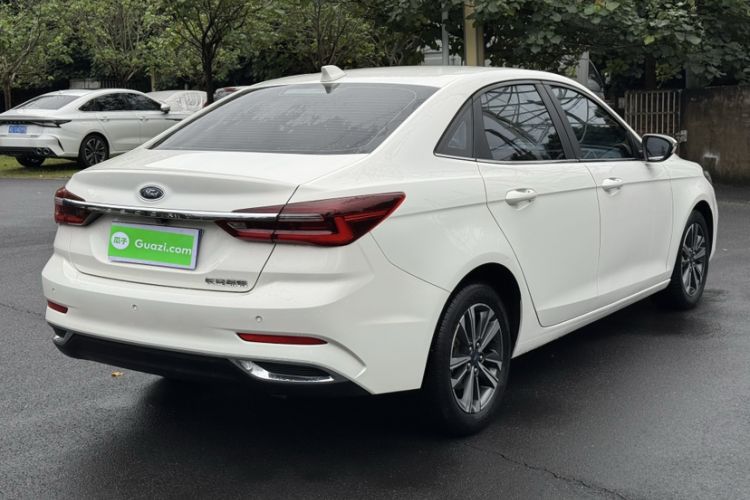 Used Ford Escort 2021 1.5L Automatic Diamond Edition Exterior 10