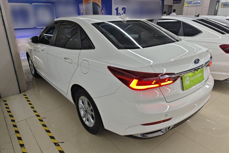Used Ford Escort 2021 1.5L Automatic Platinum Edition Exterior 2