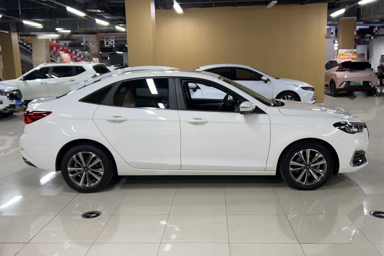 Used Ford Escort 2021 1.5L Automatic Diamond Edition Exterior 2