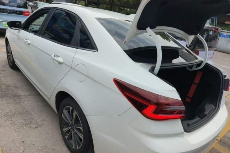 Used Ford Escort 2021 1.5L Automatic Diamond Edition Exterior 2