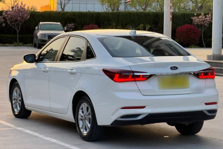 Used Ford Escort 2021 1.5L Automatic Gold Edition Exterior 2