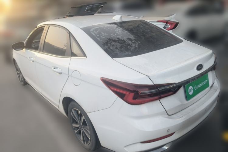 Used Ford Escort 2021 1.5L Automatic Diamond Edition Exterior 3