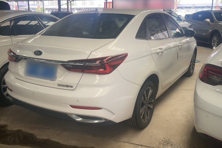 Used Ford Escort 2021 1.5L Automatic Diamond Edition Exterior 3