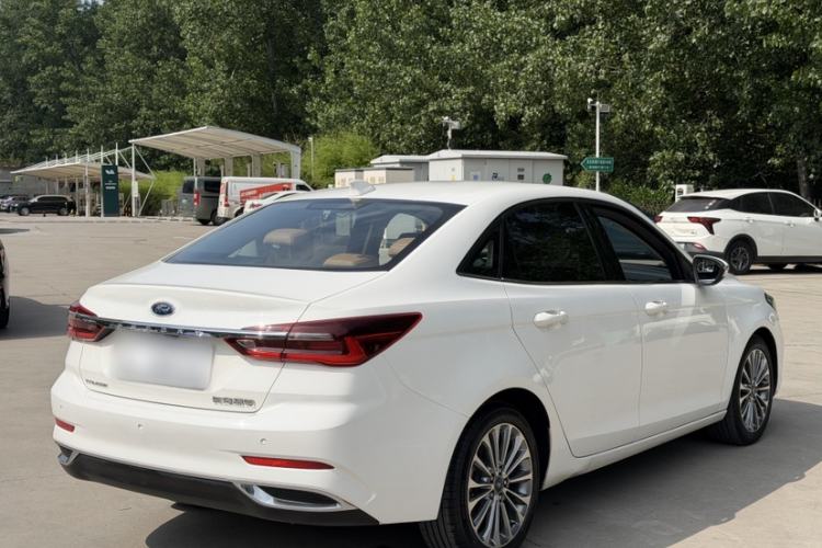 Used Ford Escort 2021 1.5L Automatic Glory Edition Exterior 3
