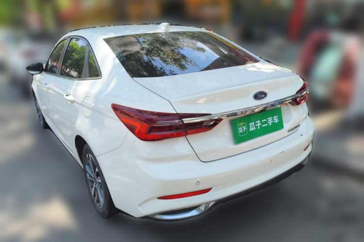 Used Ford Escort 2021 1.5L Automatic Diamond Edition Exterior 3