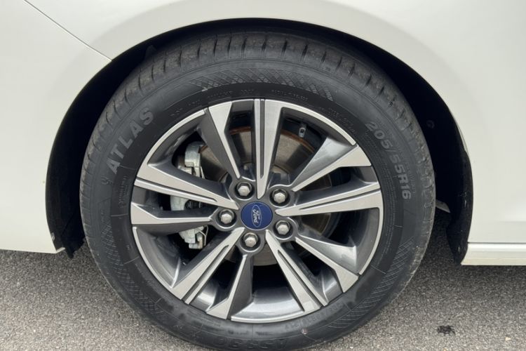 Used Ford Escort 2021 1.5L Automatic Diamond Edition Exterior 3
