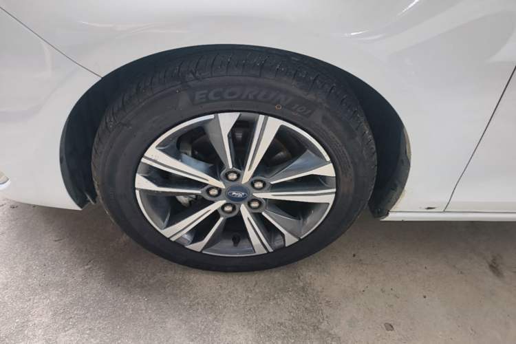 Used Ford Escort 2021 1.5L Automatic Diamond Edition Exterior 4