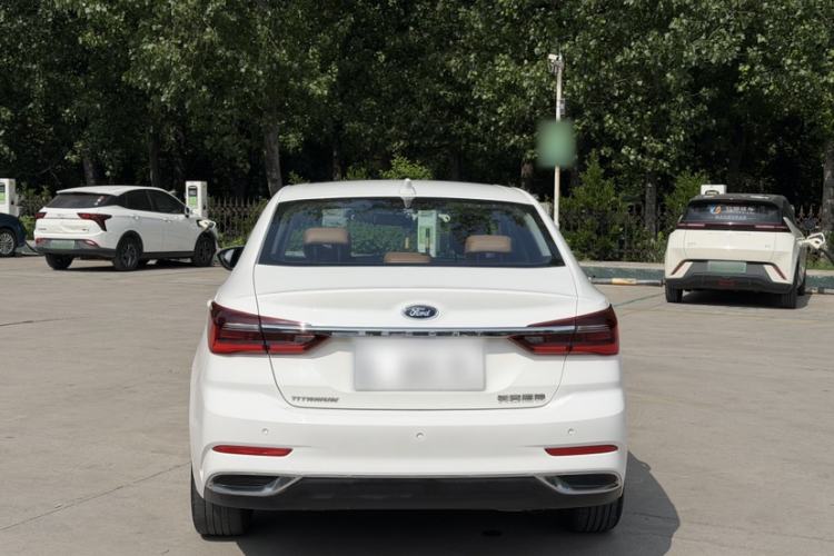 Used Ford Escort 2021 1.5L Automatic Glory Edition Exterior 4