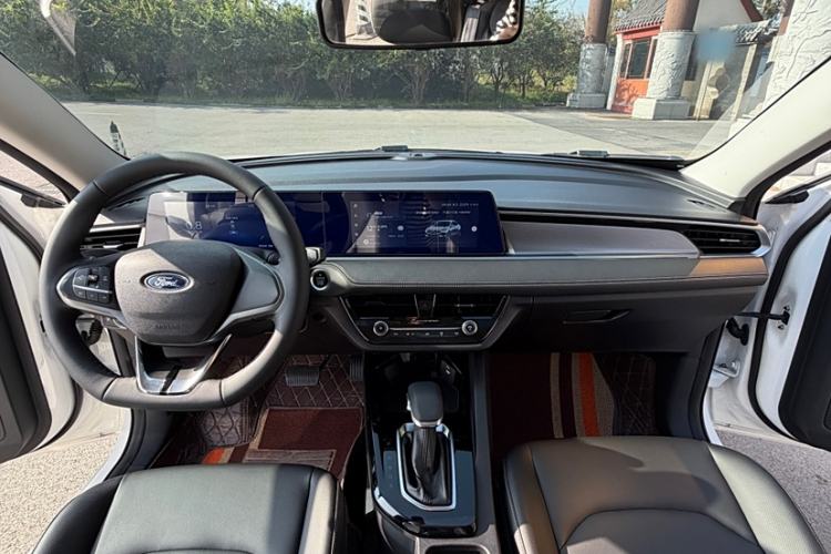 Used Ford Escort 2021 1.5L Automatic Diamond Edition Exterior 4