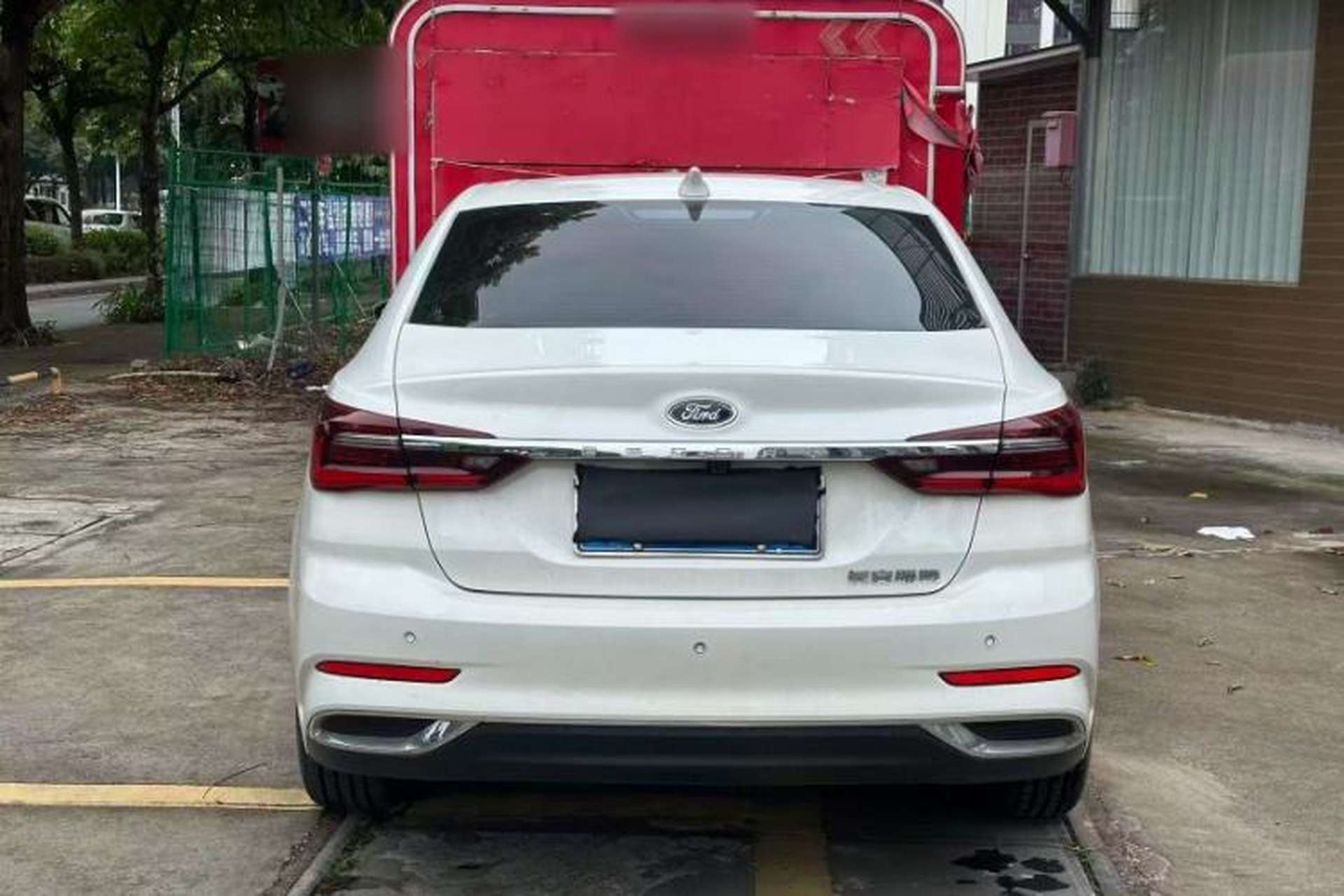 Used Ford Escort 2021 1.5L Automatic Diamond Edition Exterior 4