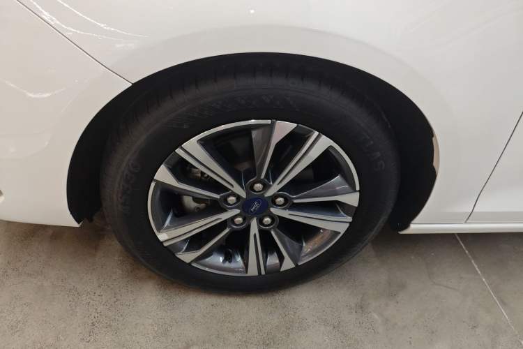 Used Ford Escort 2021 1.5L Automatic Diamond Edition Exterior 4