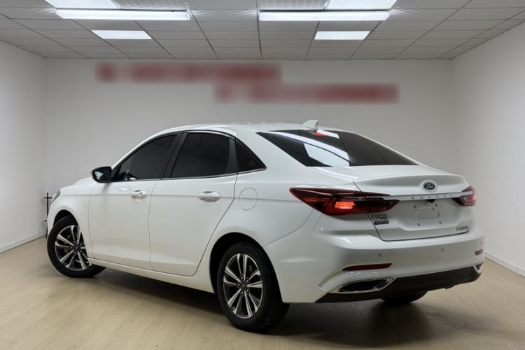 Used Ford Escort 2021 1.5L Automatic Diamond Edition Exterior 4