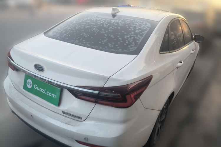 Used Ford Escort 2021 1.5L Automatic Diamond Edition Exterior 5