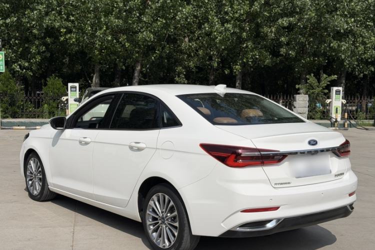 Used Ford Escort 2021 1.5L Automatic Glory Edition Exterior 5