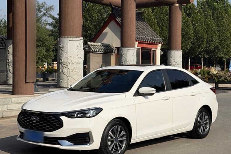 Used Ford Escort 2021 1.5L Automatic Diamond Edition Exterior 5