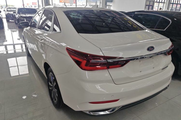Used Ford Escort 2021 1.5L Automatic Diamond Edition Exterior 5