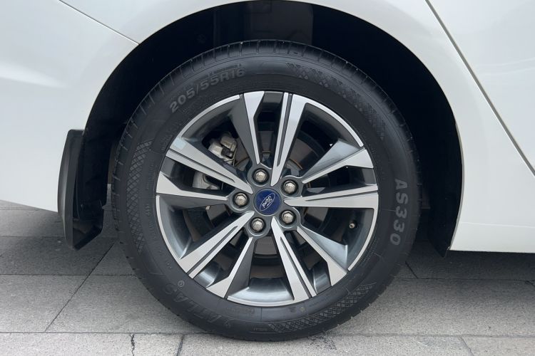 Used Ford Escort 2021 1.5L Automatic Diamond Edition Exterior 5