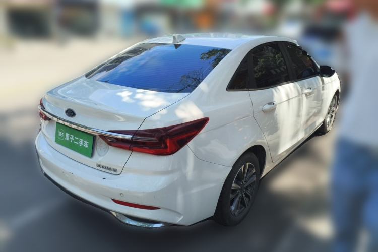 Used Ford Escort 2021 1.5L Automatic Diamond Edition Exterior 5