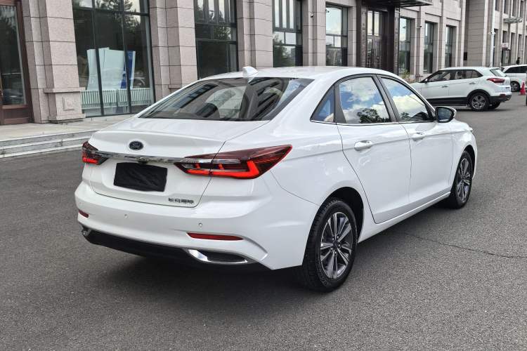 Used Ford Escort 2021 1.5L Automatic Diamond Edition Exterior 5