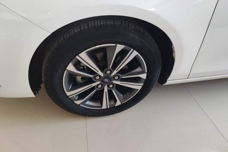 Used Ford Escort 2021 1.5L Automatic Diamond Edition Exterior 7