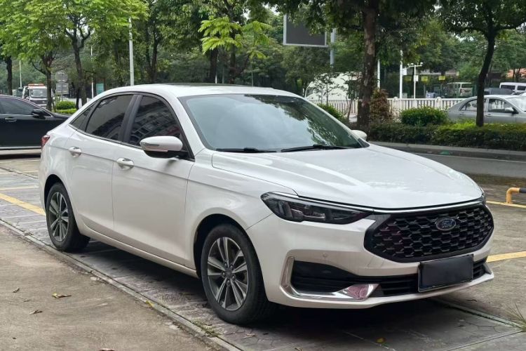 Used Ford Escort 2021 1.5L Automatic Diamond Edition Exterior 8