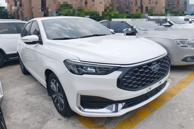 Used Ford Escort 2021 1.5L Automatic Diamond Edition Front Right 45 Deg
