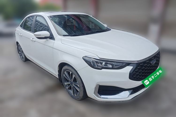 Used Ford Escort 2021 1.5L Automatic Diamond Edition Front Right 45 Deg