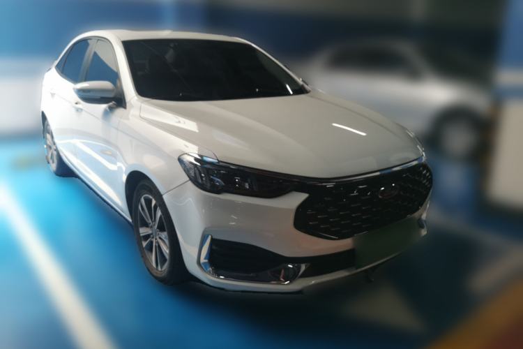Used Ford Escort 2021 1.5L Automatic Diamond Edition Front Right 45 Deg