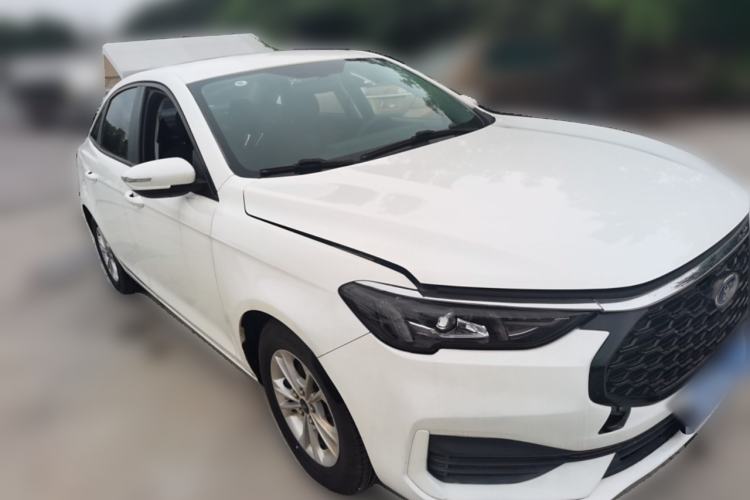 Used Ford Escort 2021 1.5L Automatic Gold Edition Front Right 45 Deg
